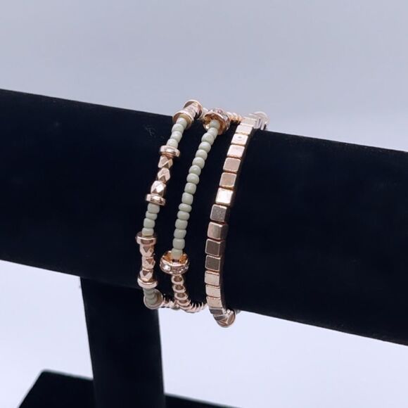 Wool + Pepper Co. Rose Gold Slate Bracelet Stack - Picture 4 of 5